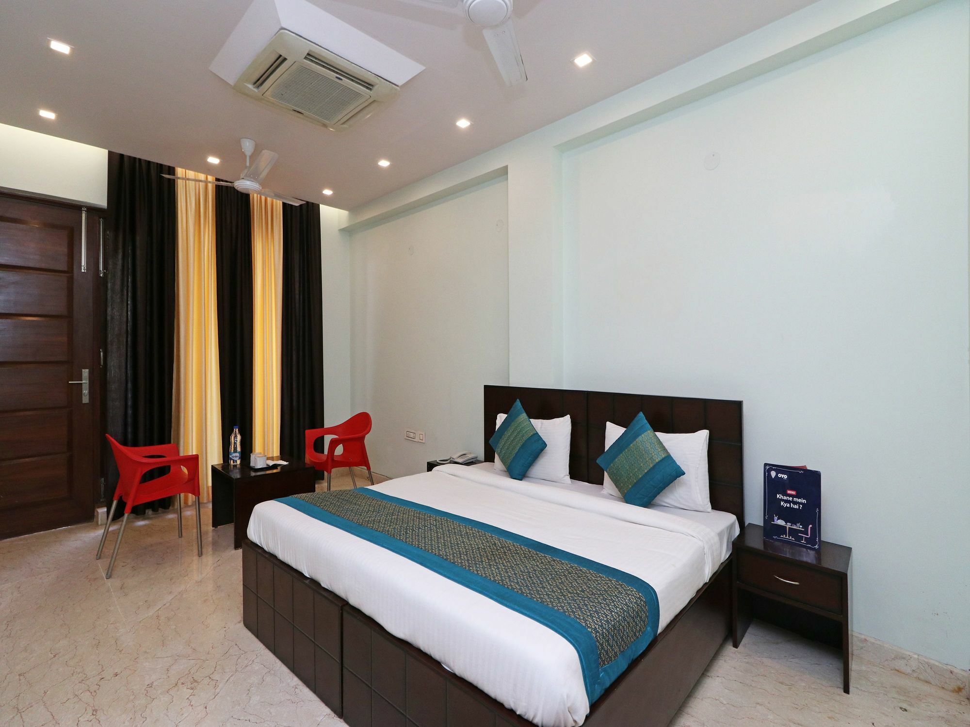 Oyo 9664 Sector 48 Hotel Gurgaon Luaran gambar